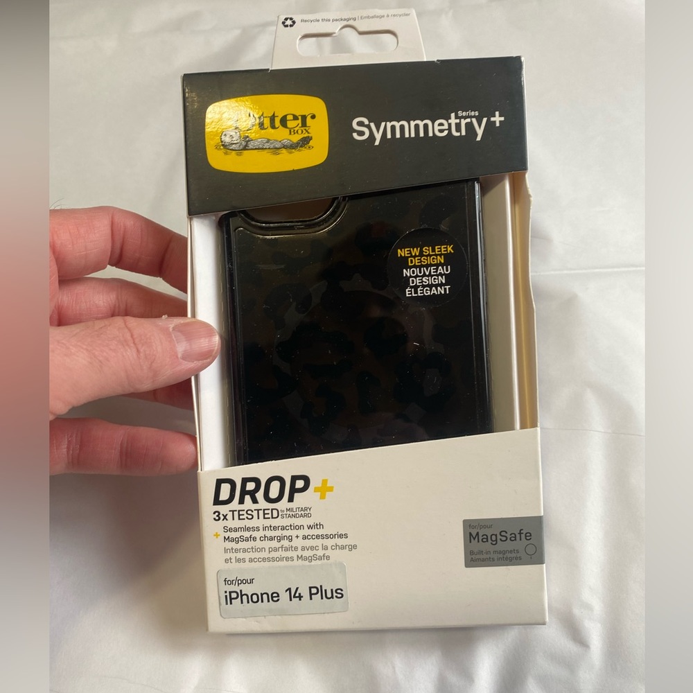 Otter Box Phone Case- IPhone 14 Plus